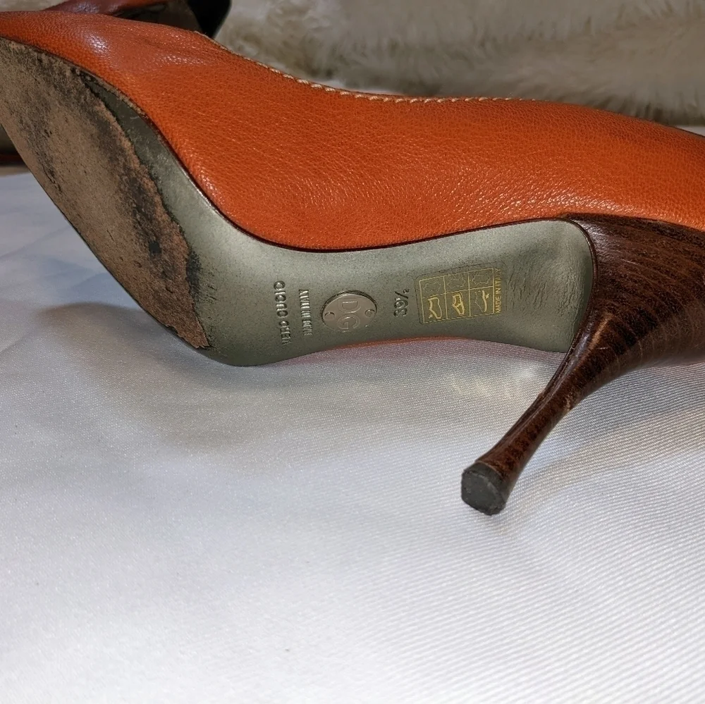 Dolce & Gabbana Vero Cuoio Pointed Toe Stilettos, 39.5